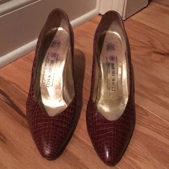 Bruno Magli Shoes - Vintage Bruno Magli Pumps